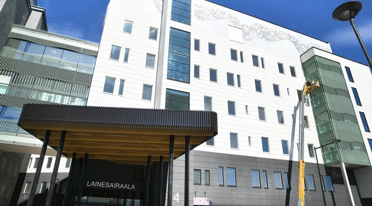 Pohjois-Savon keskussairaalan julkisivu