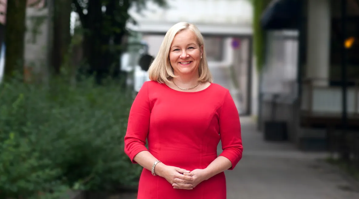 Tehyn yhteiskuntasuhteiden johtaja Kirsi Sillanpää.