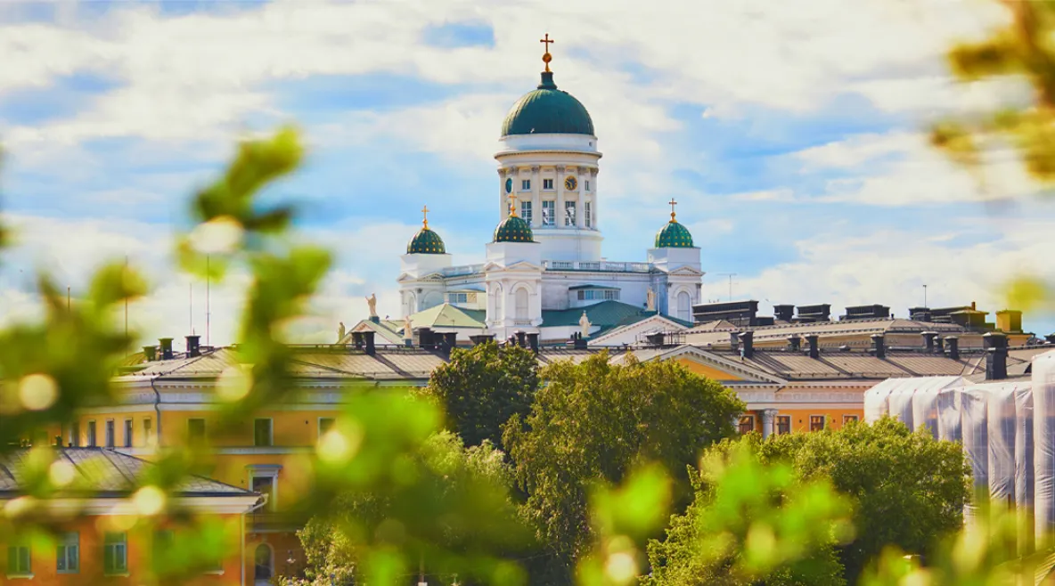 Kesäinen kuva Helsingistä.