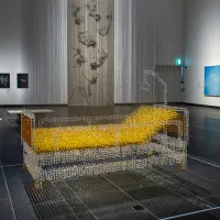 Hanna Vihriälän Nousutuki-teos.