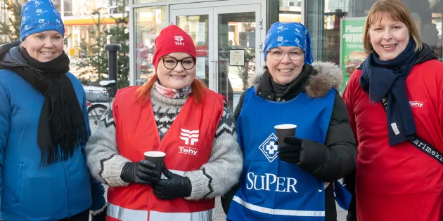 Superin Anne Sainila-Vaarno, Tehyn Millariikka Rytkönen, Superin Silja Paavola ja Tehyn Else-Mai Kirvesniemi