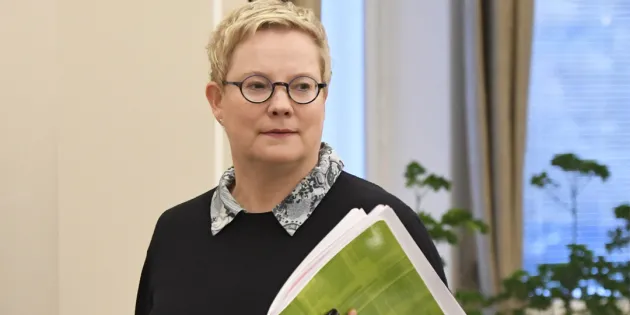 Valtakunnansovittelija Anu Sajavaara.