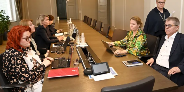 Tehyn, SuPerin ja KT neuvottelijat sekä valtakunnansovittelija.