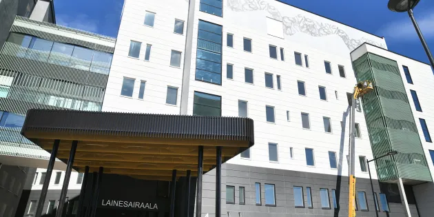 Pohjois-Savon keskussairaalan julkisivu