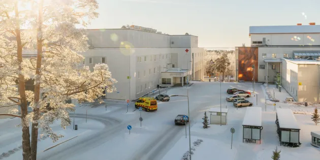 Siun soten yhteistoimintaneuvottelut päättyivät erimielisinä. Siun sote päivystys talvinen ulkokuva.