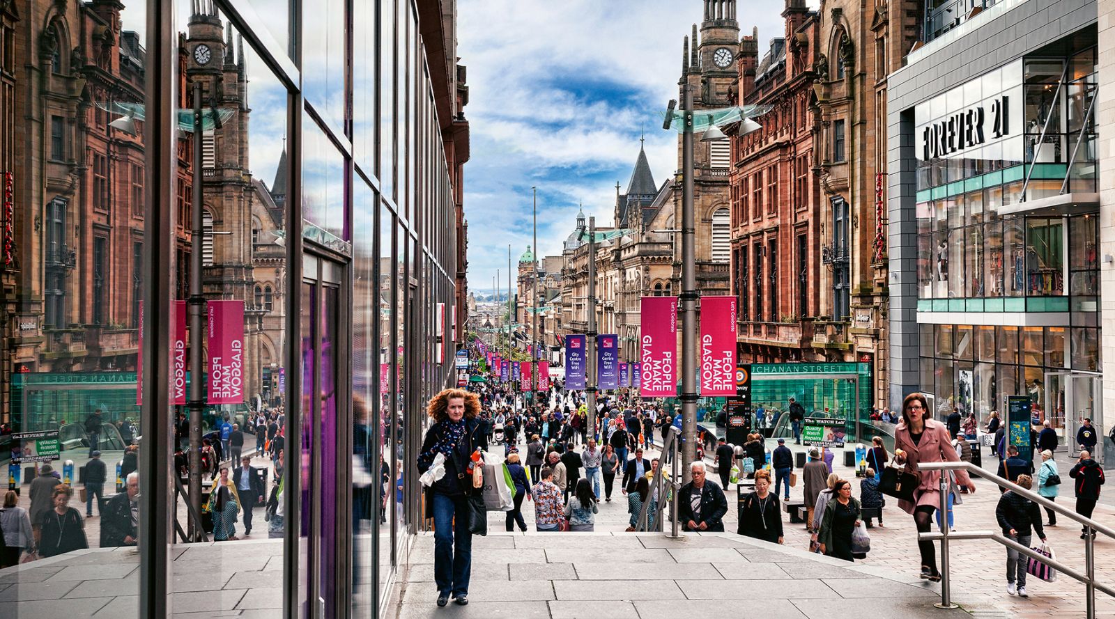 Katunäkymä Glasgow&#039;sta.