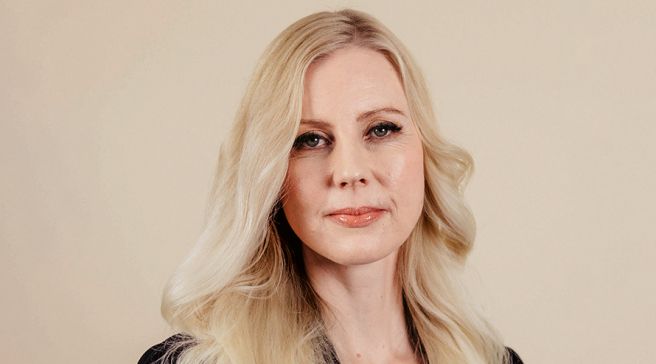 Jessikka Aro kasvokuva.