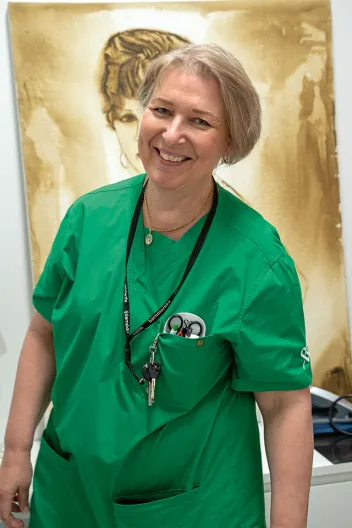 Kätilö Paula Kinnunen.